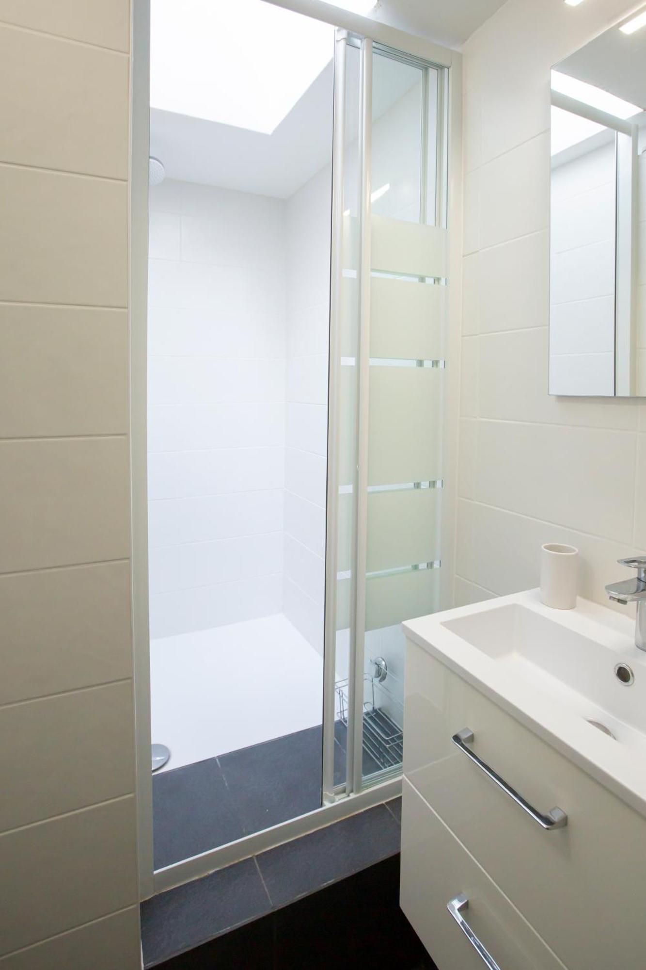 Modern Apartement In The City Center. Poissy Dış mekan fotoğraf
